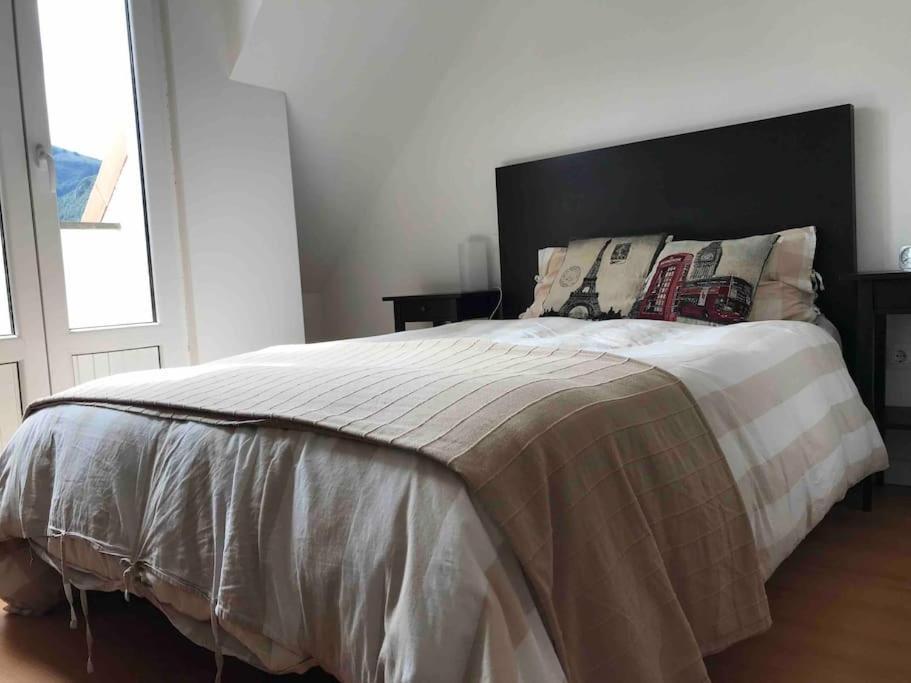 Apartmán Precioso Atico Con Parking Privado. Vistas Al Rio Limpias Exteriér fotografie